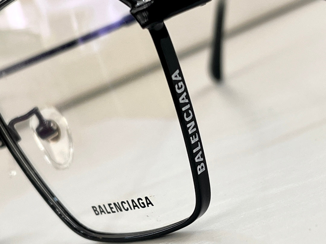 Ba1en*iaga Glasses