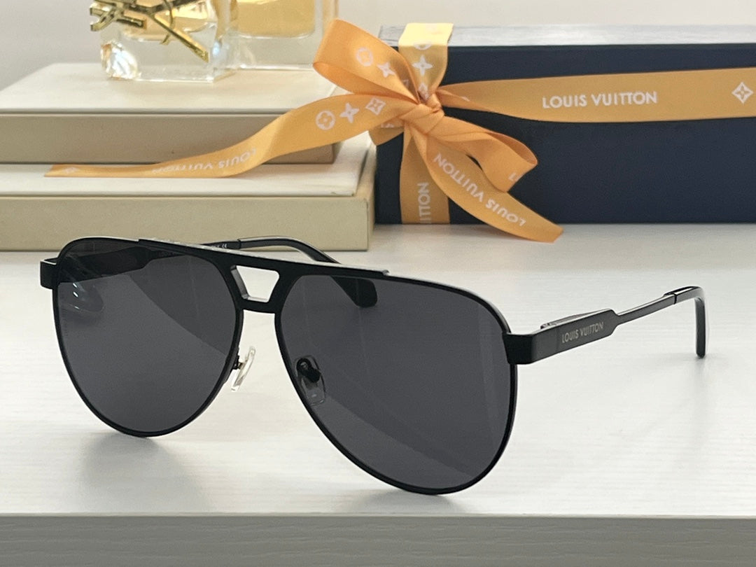 L0vis Vvtt0n Sunglasses