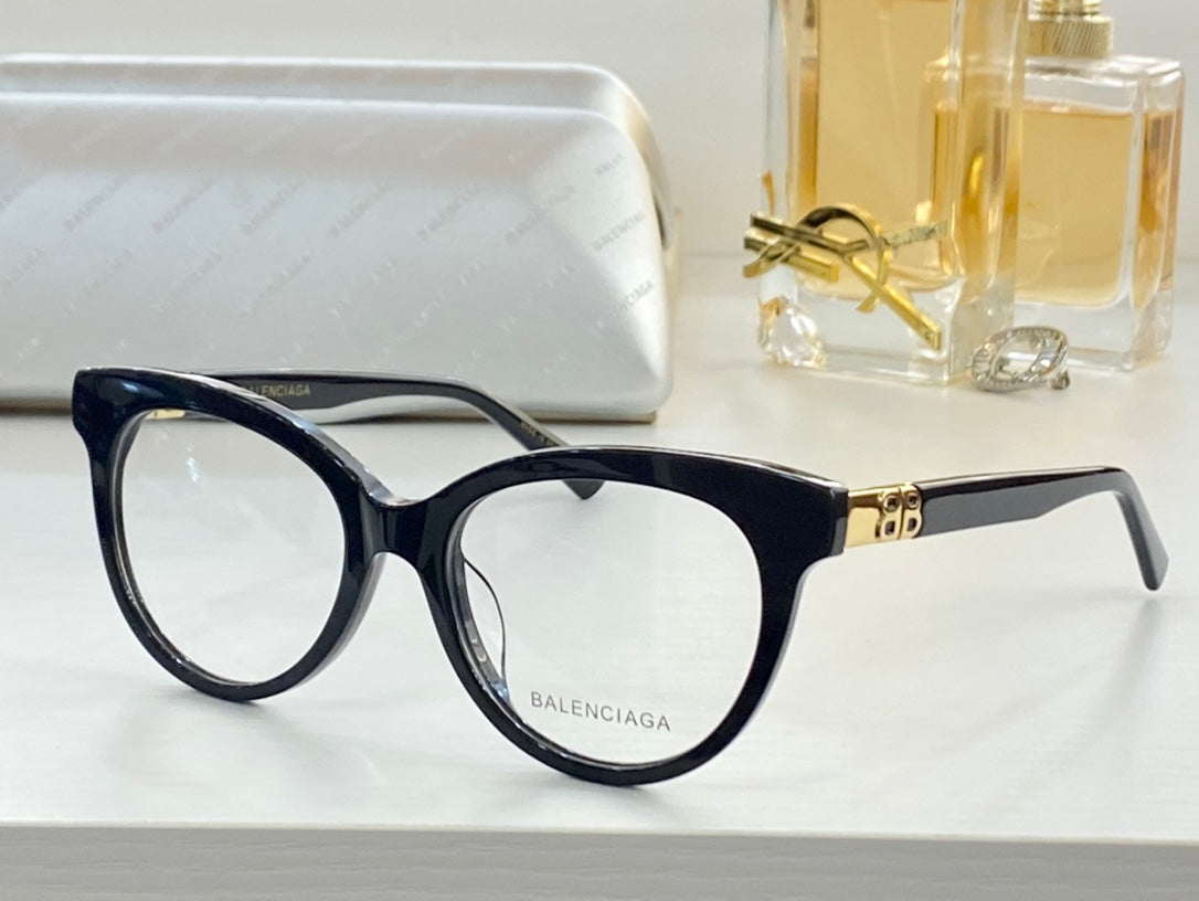 Ba1en*iaga Glasses