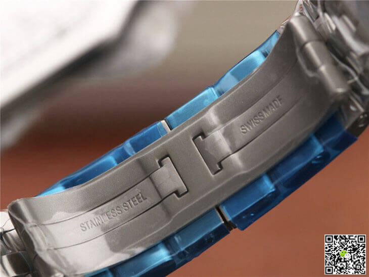 Replica Panthere De Ca*t1er W4PN0008 1:1 Best Edition GF Factory D1am0nd Silver Dial