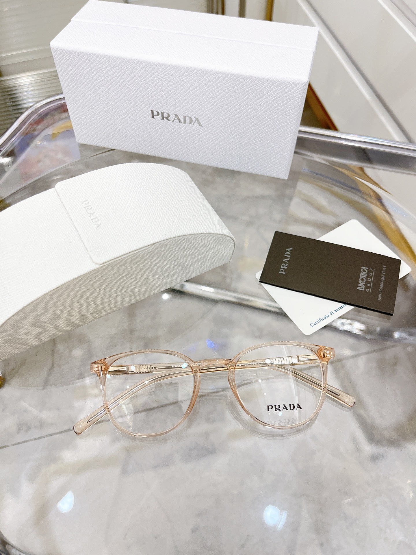 Pra*a Glasses