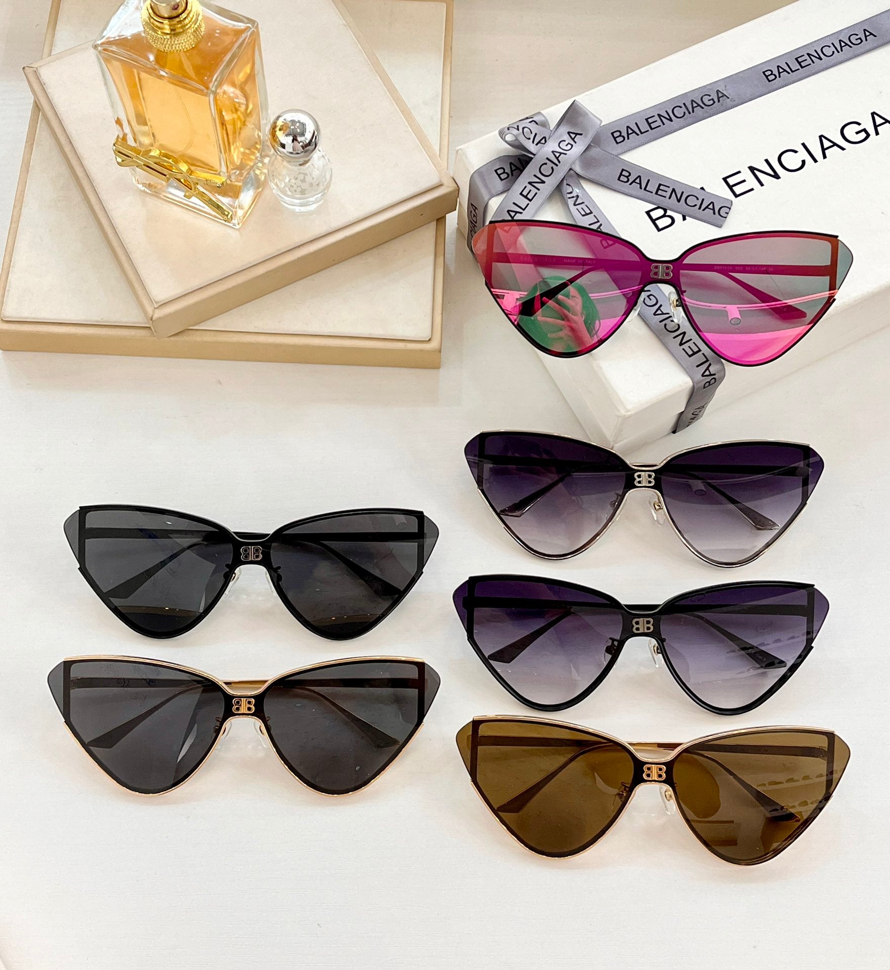 Ba1en*iaga Sunglasses Dupe