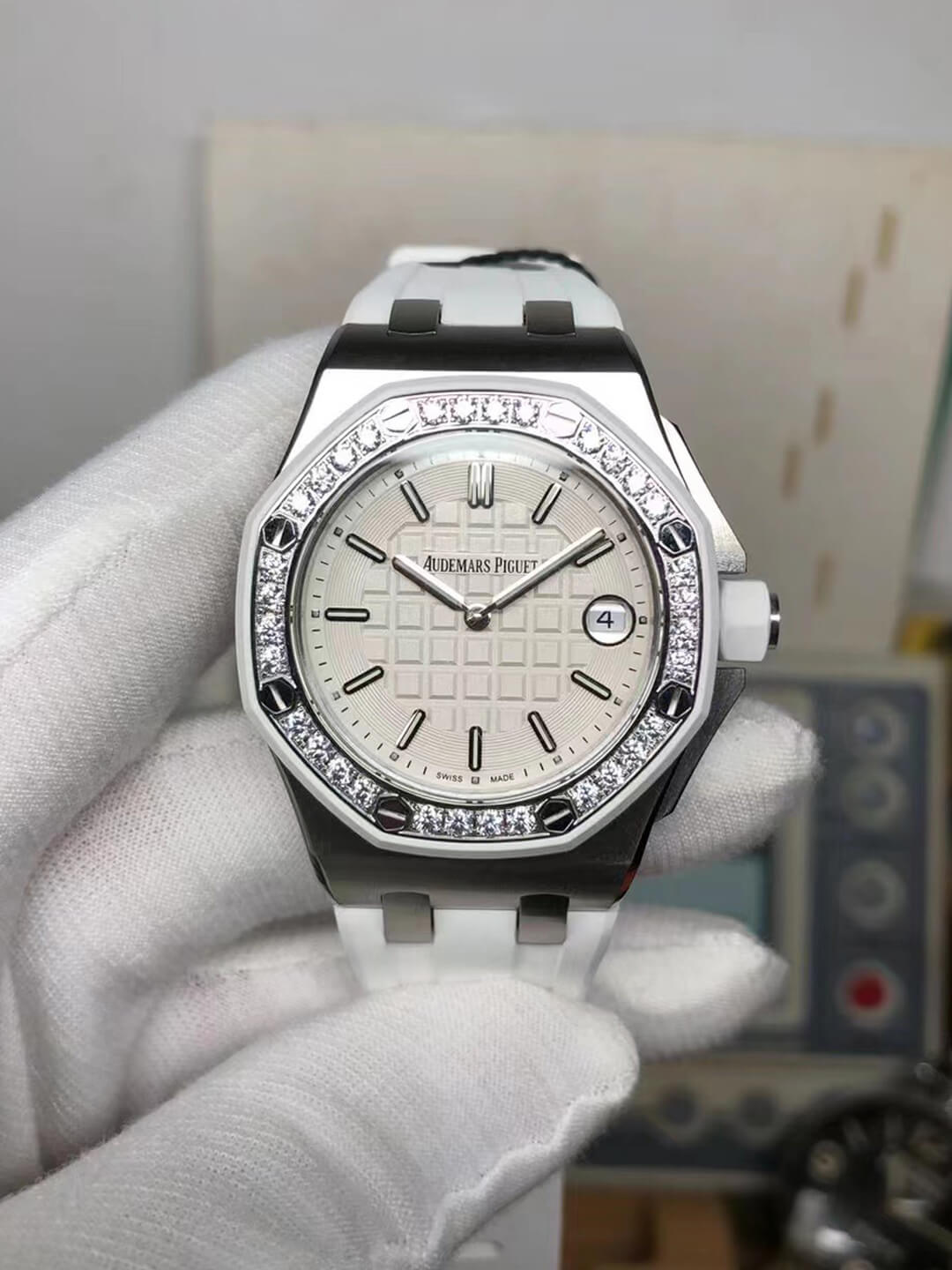 Replica Audemars P1g*et Royal Oak Offshore 67540SK.ZZ.A010CA.01 1:1 Best Edition White Dial