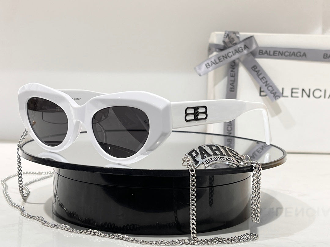 Ba1en*iaga Sunglasses Dupe