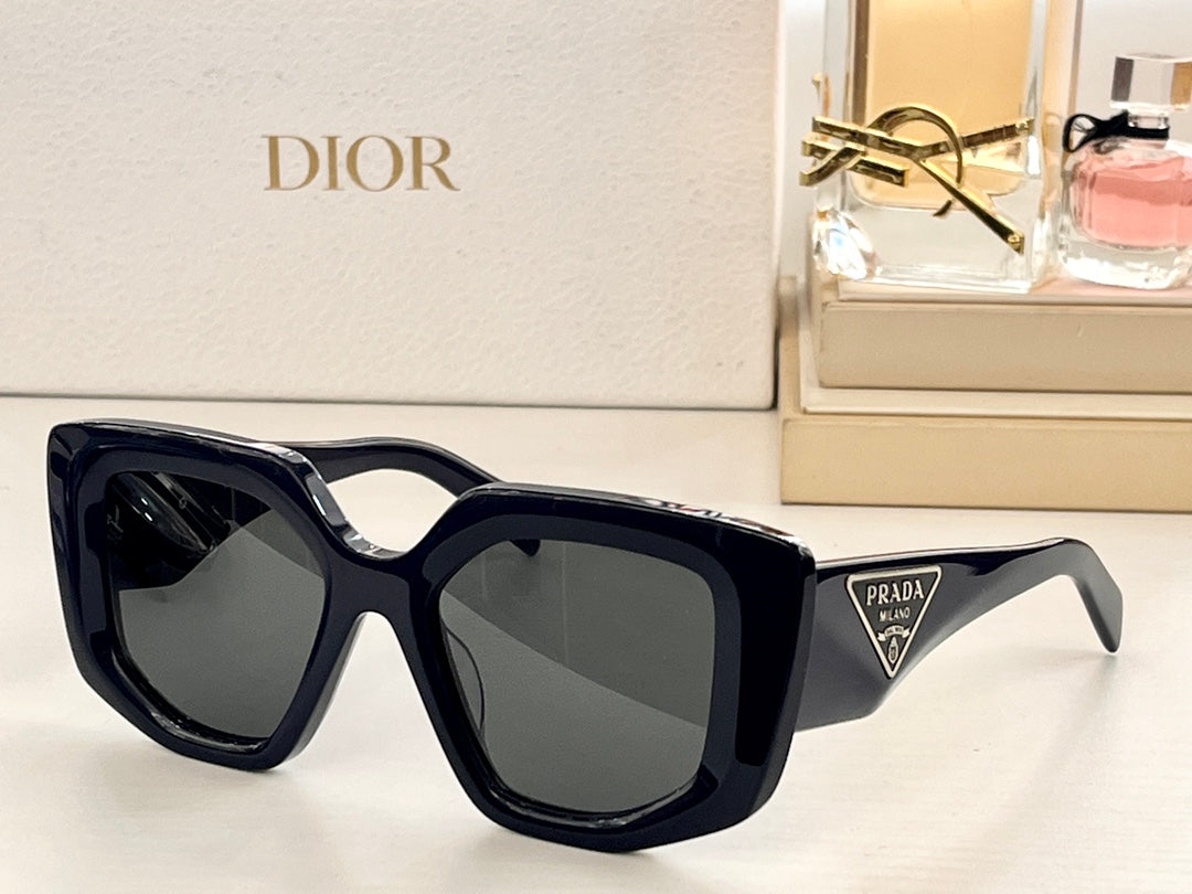 Pra*a Sunglasses