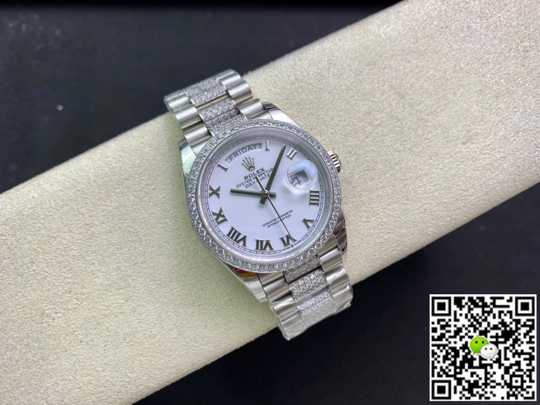 Replica R01ex Day Date M128349RBR-0026 1:1 Best Edition EW Factory White Dial