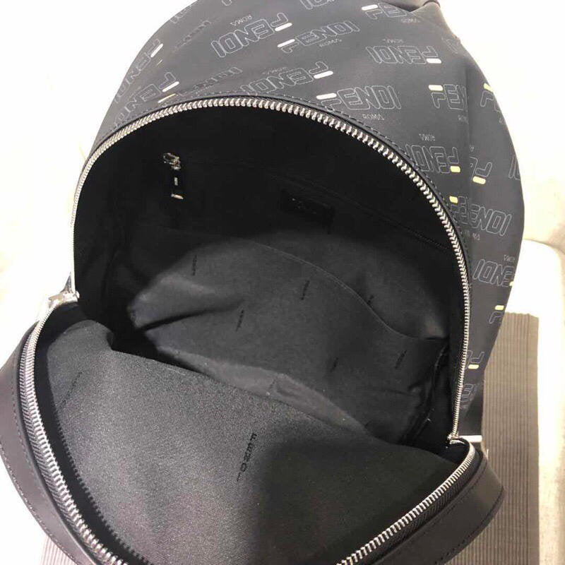 F**di Bag Dupes 1917M0038