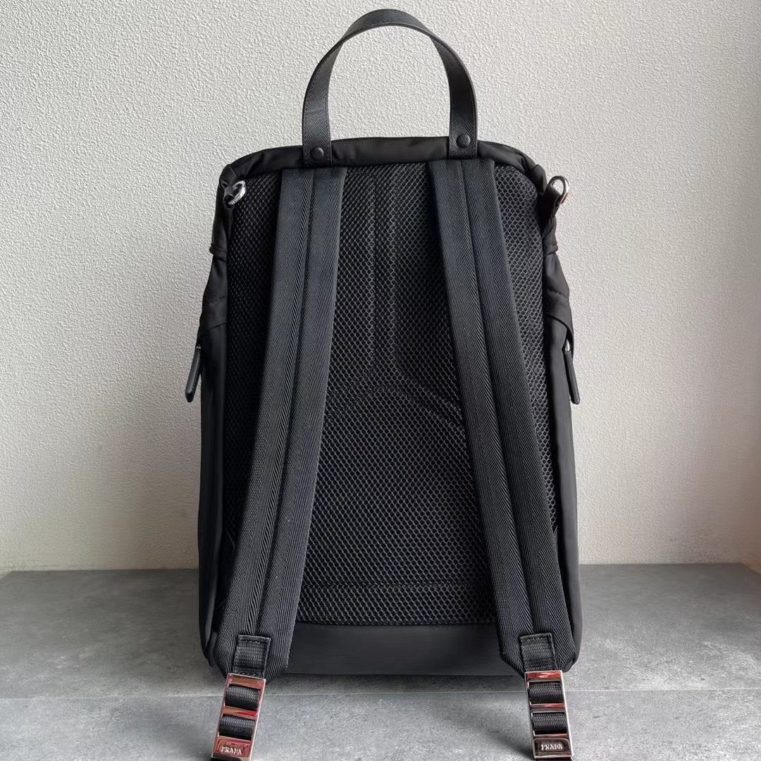 Pra*a Bag Dupe