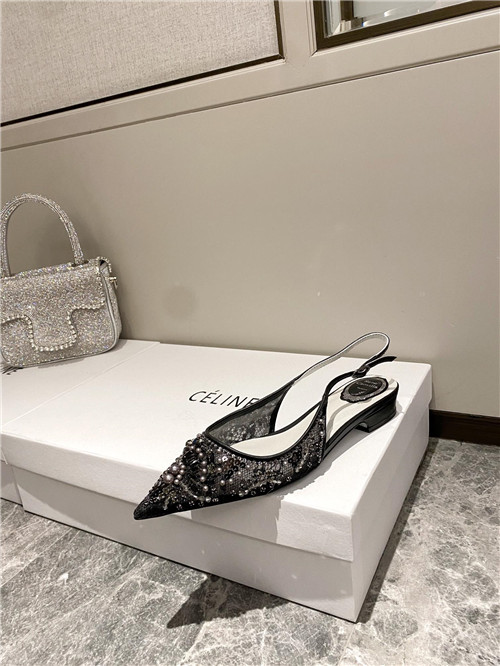 rene caovilla flat sandals