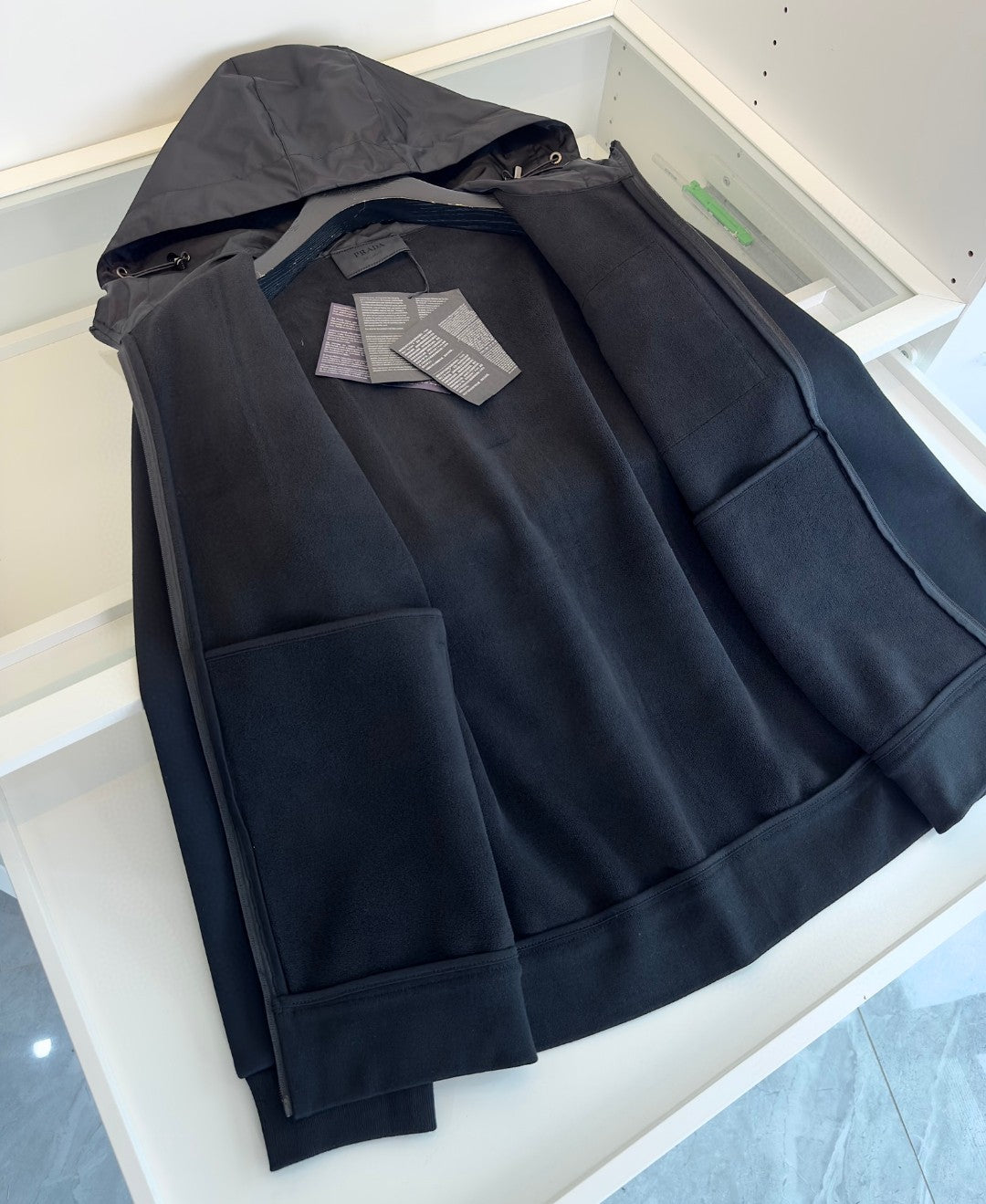 Pra*a Jacket