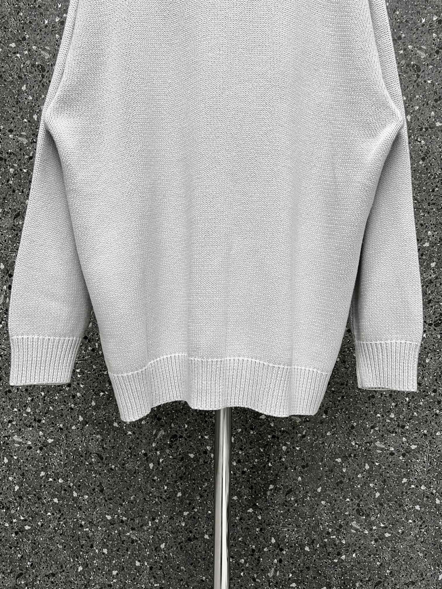Ba1en*iaga Sweater