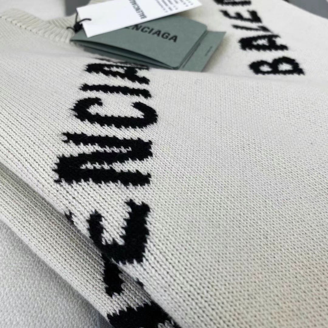 Ba1en*iaga Sweater