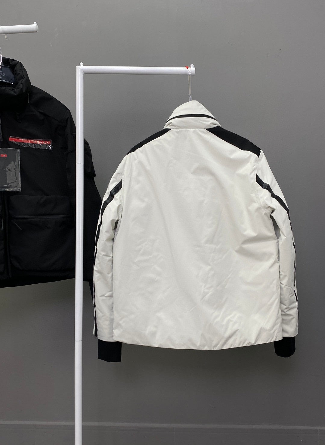 Pra*a Jacket