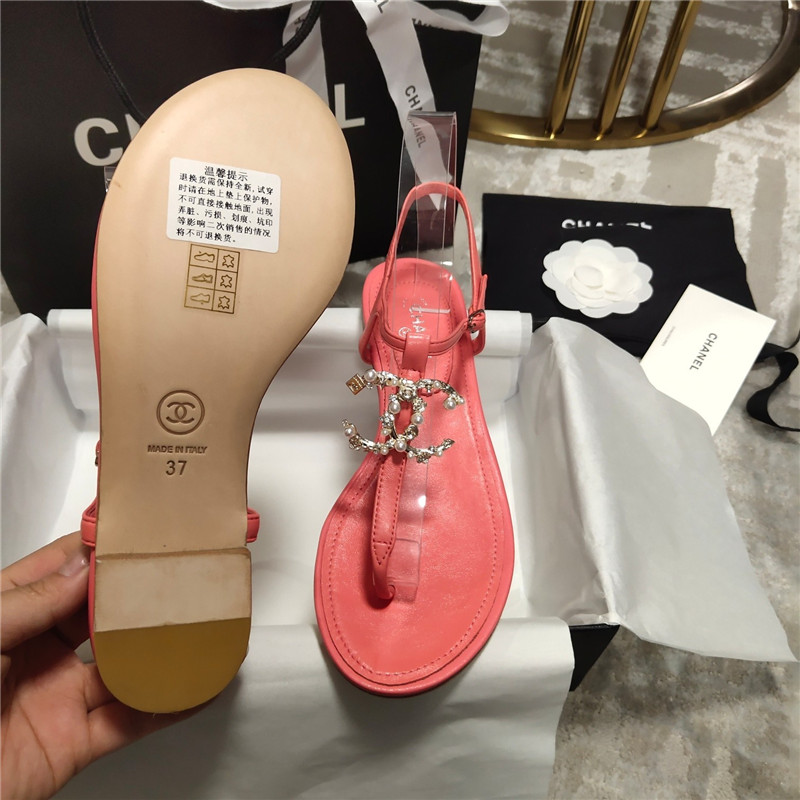 Ch**el Flat sandals