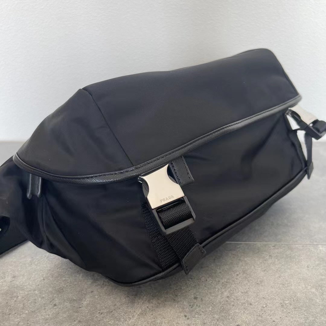 Pra*a Bag Dupe