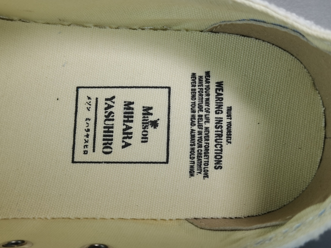 MlHAR YASUHlRO Og Sole A01FW702