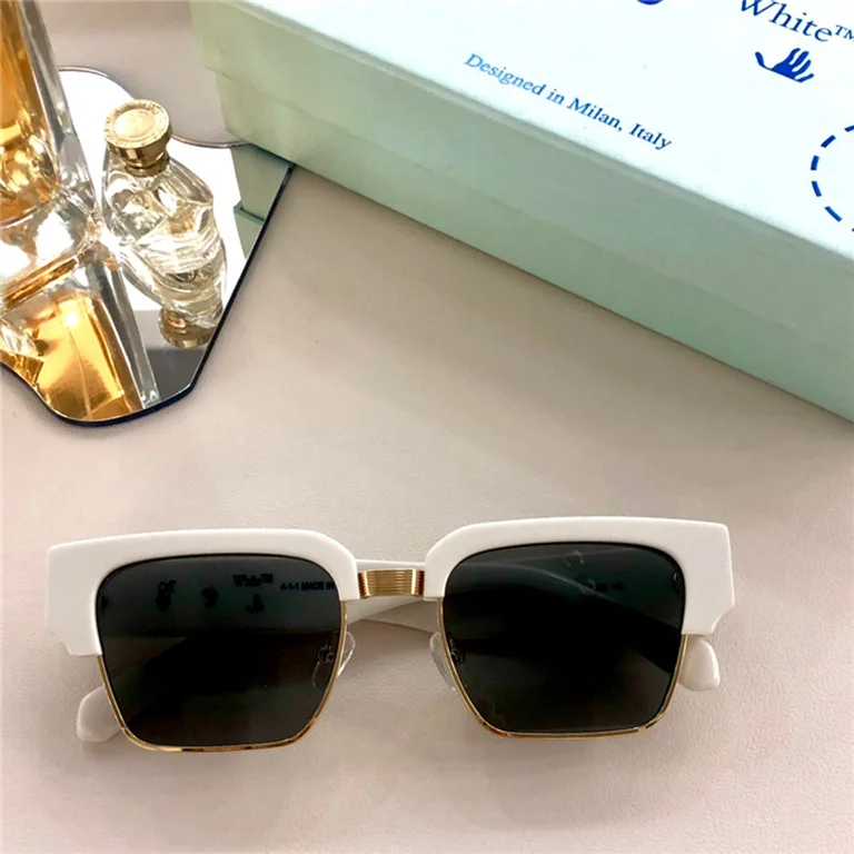 Off White