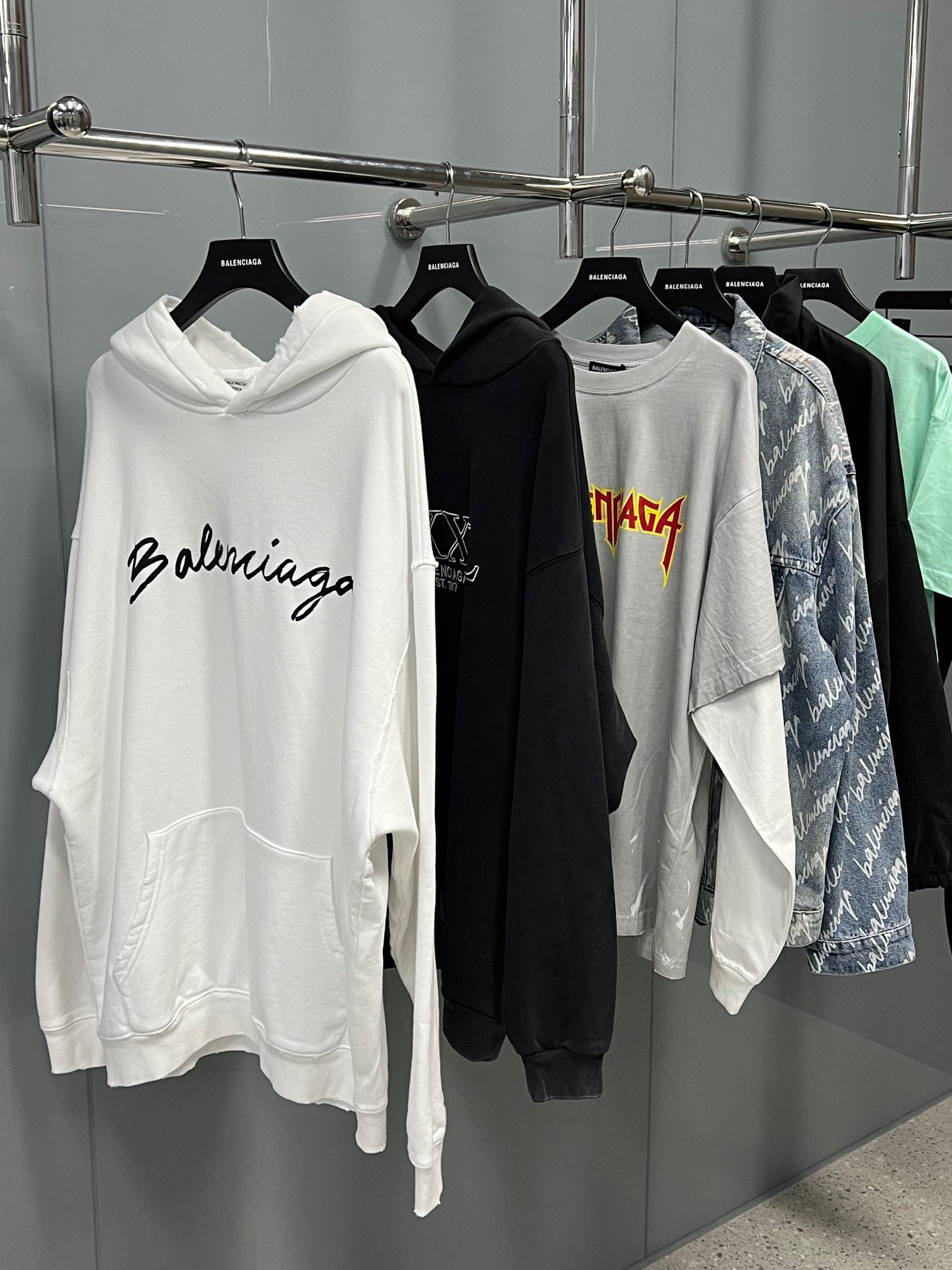 Ba1en*iaga Hoodie