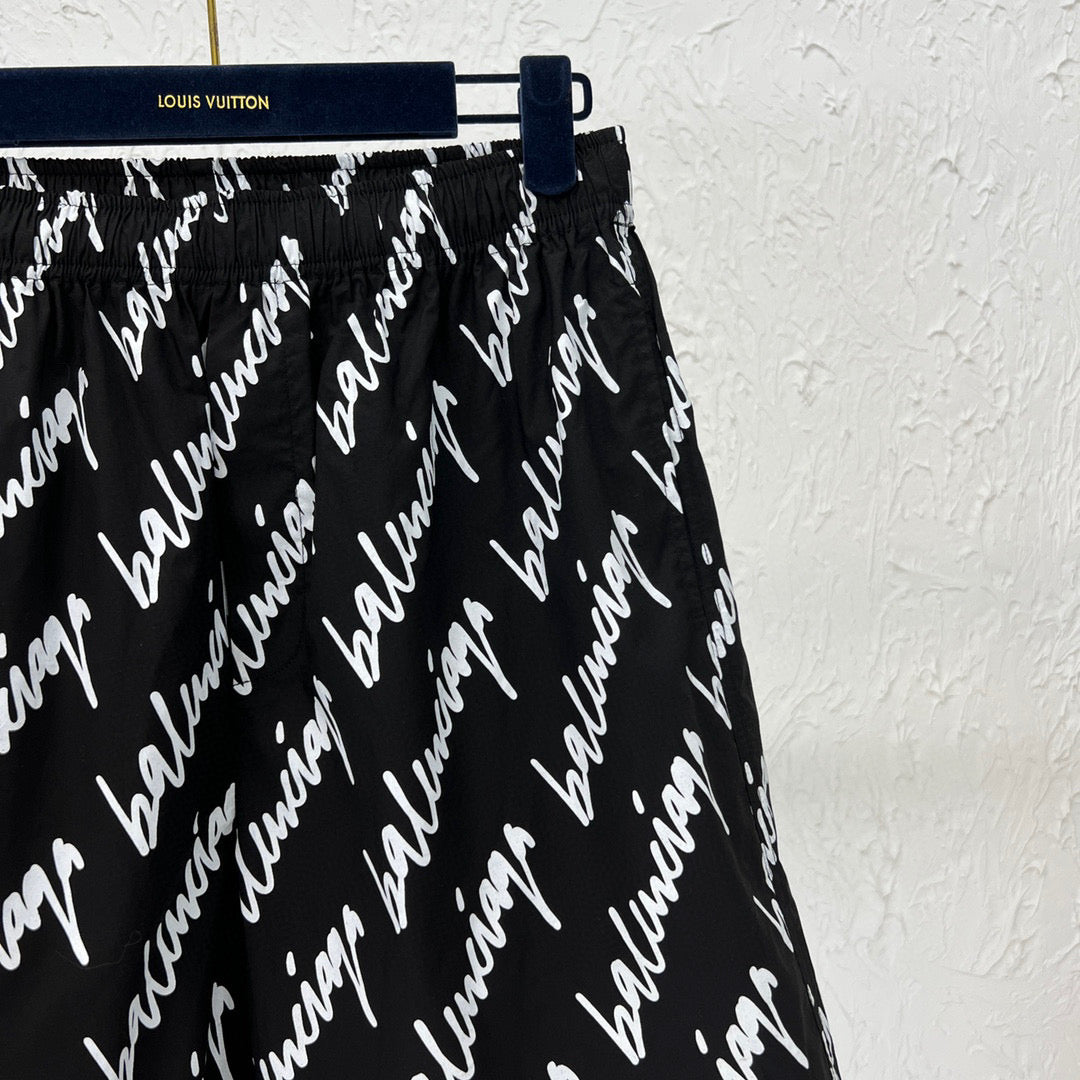Ba1en*iaga Shorts