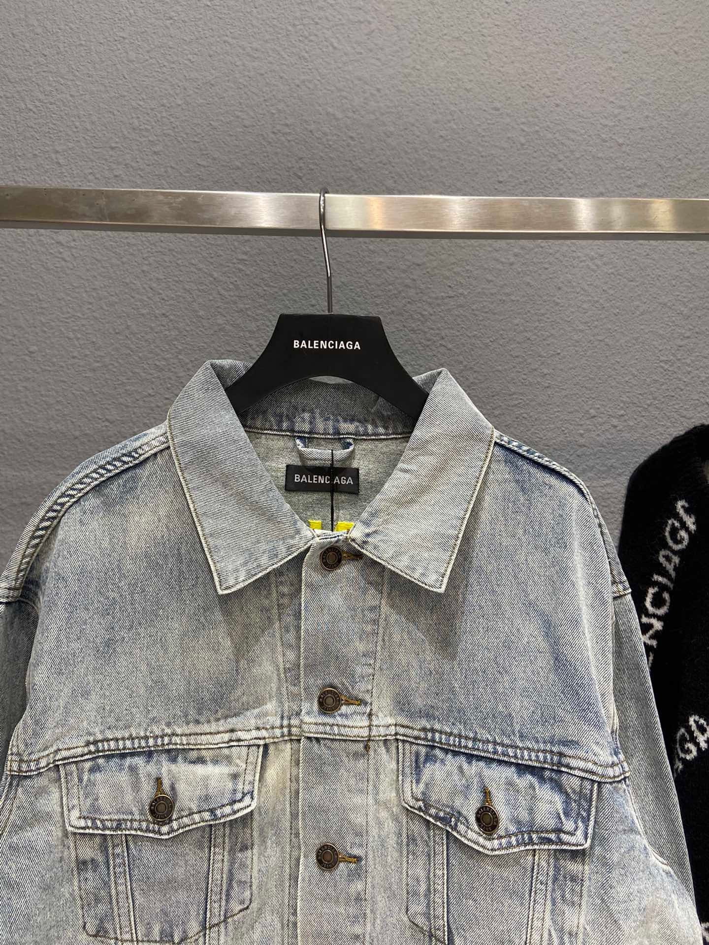 Ba1en*iaga Jacket