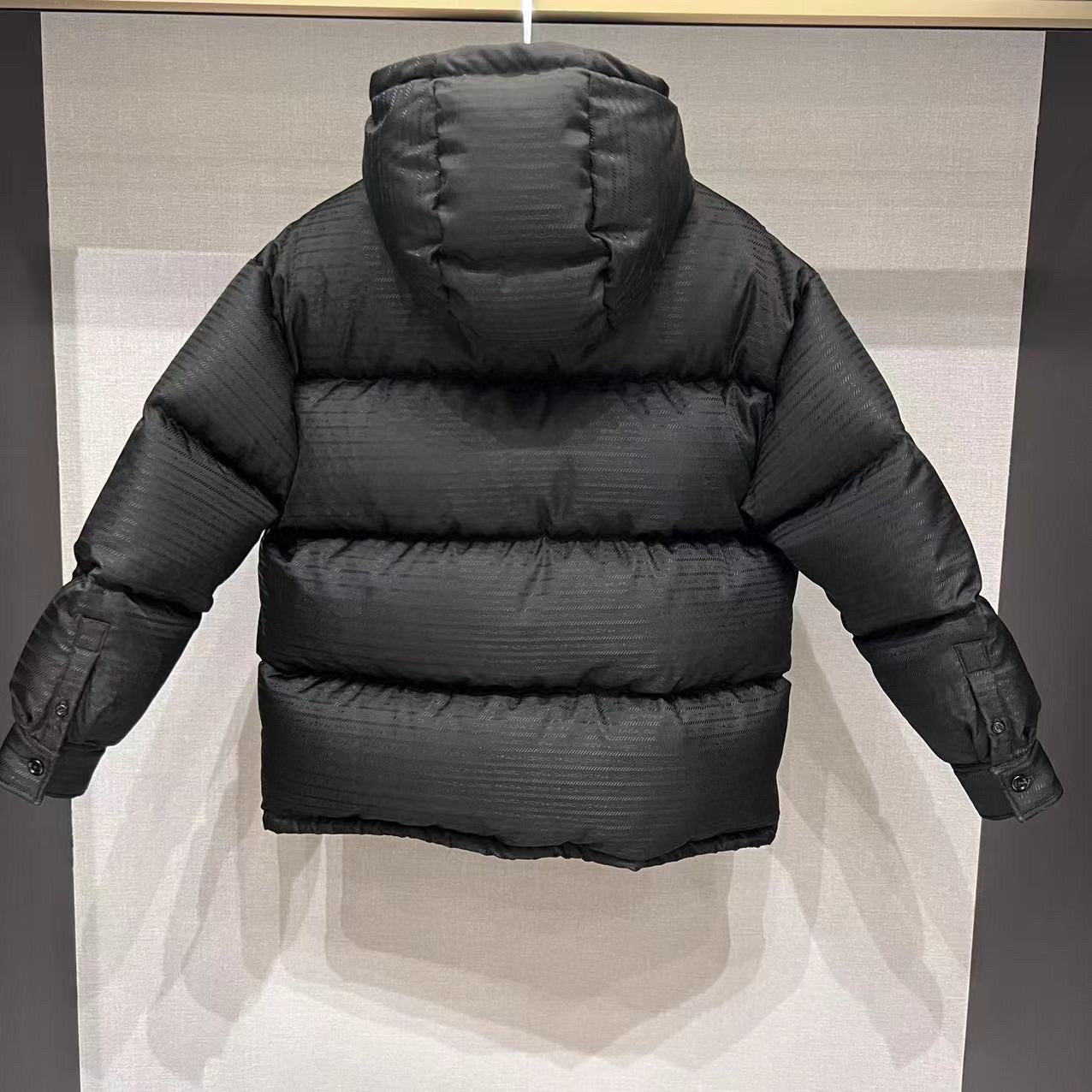 Pra*a Jacket