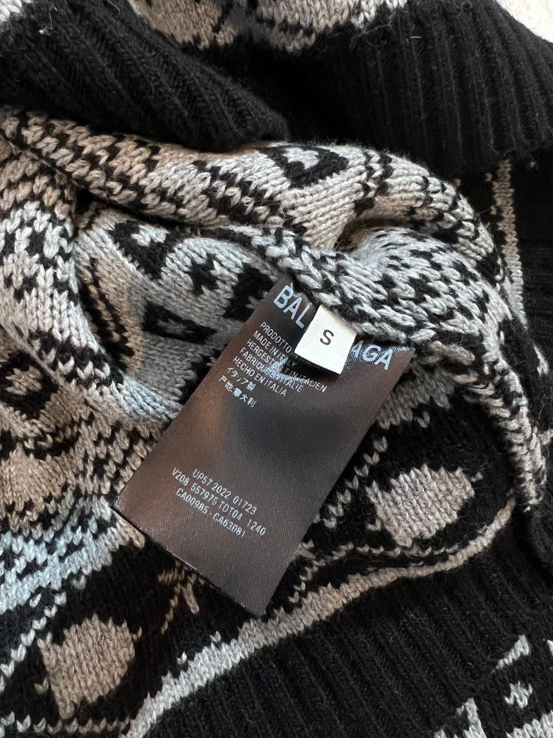 Ba1en*iaga Sweater