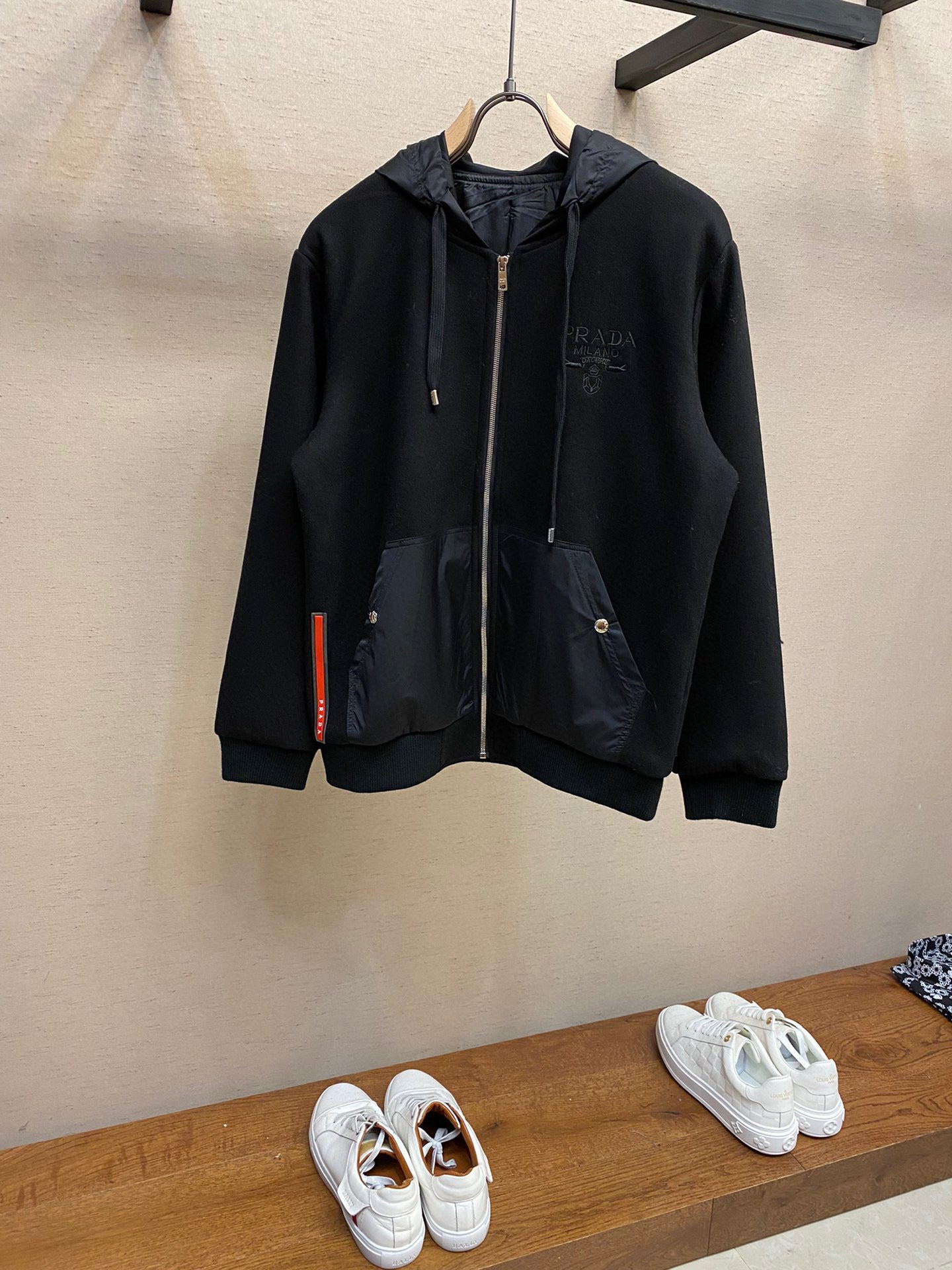 Pra*a Jacket