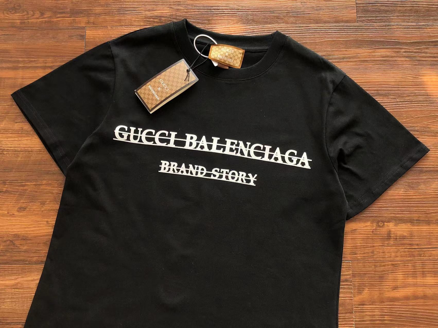 Gvc*1 x Ba1en*iaga T-shirt