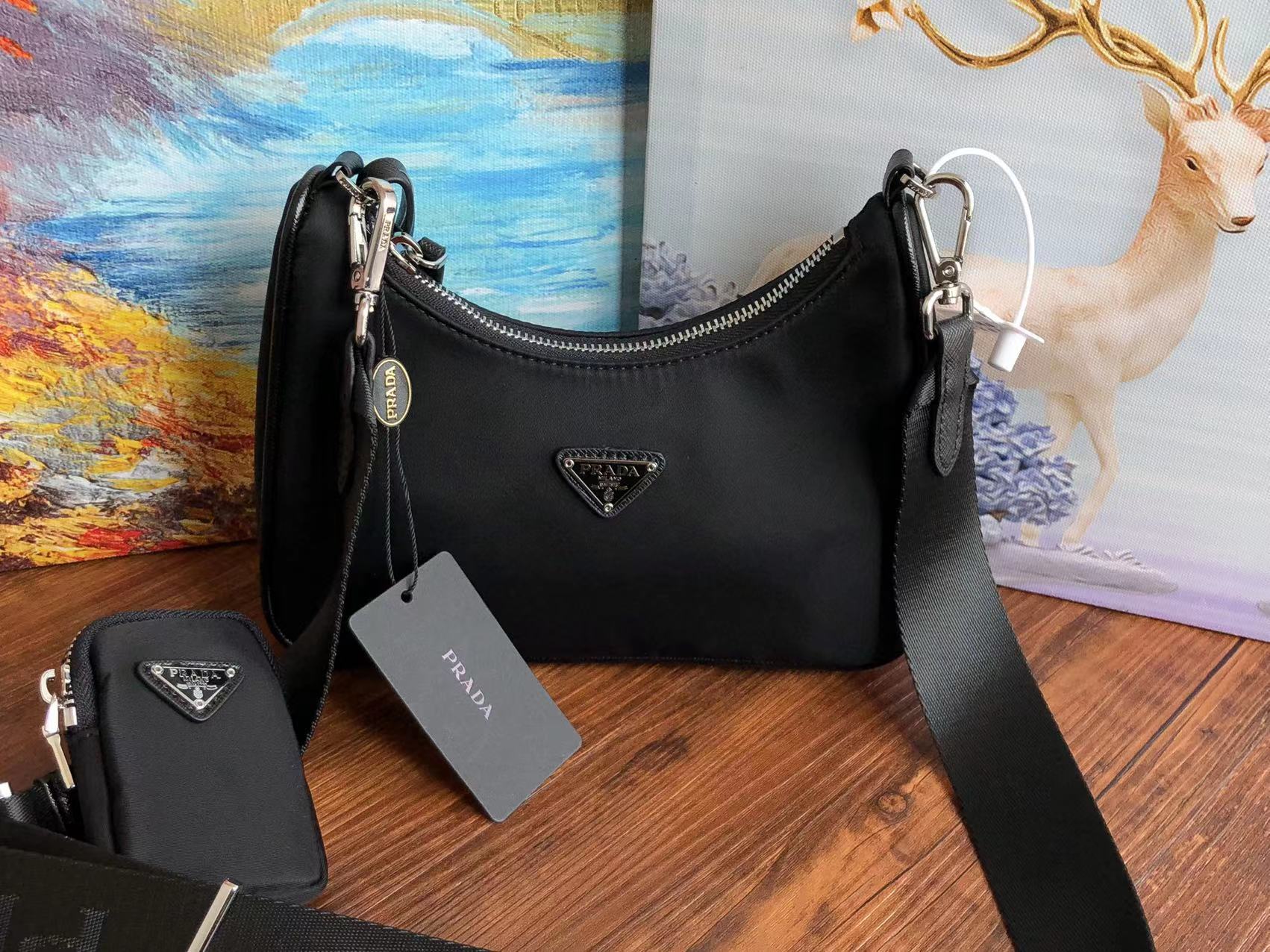 Pra*a Bag Dupe