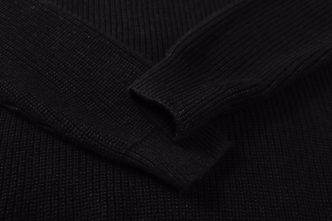 Ba1en*iaga Sweater