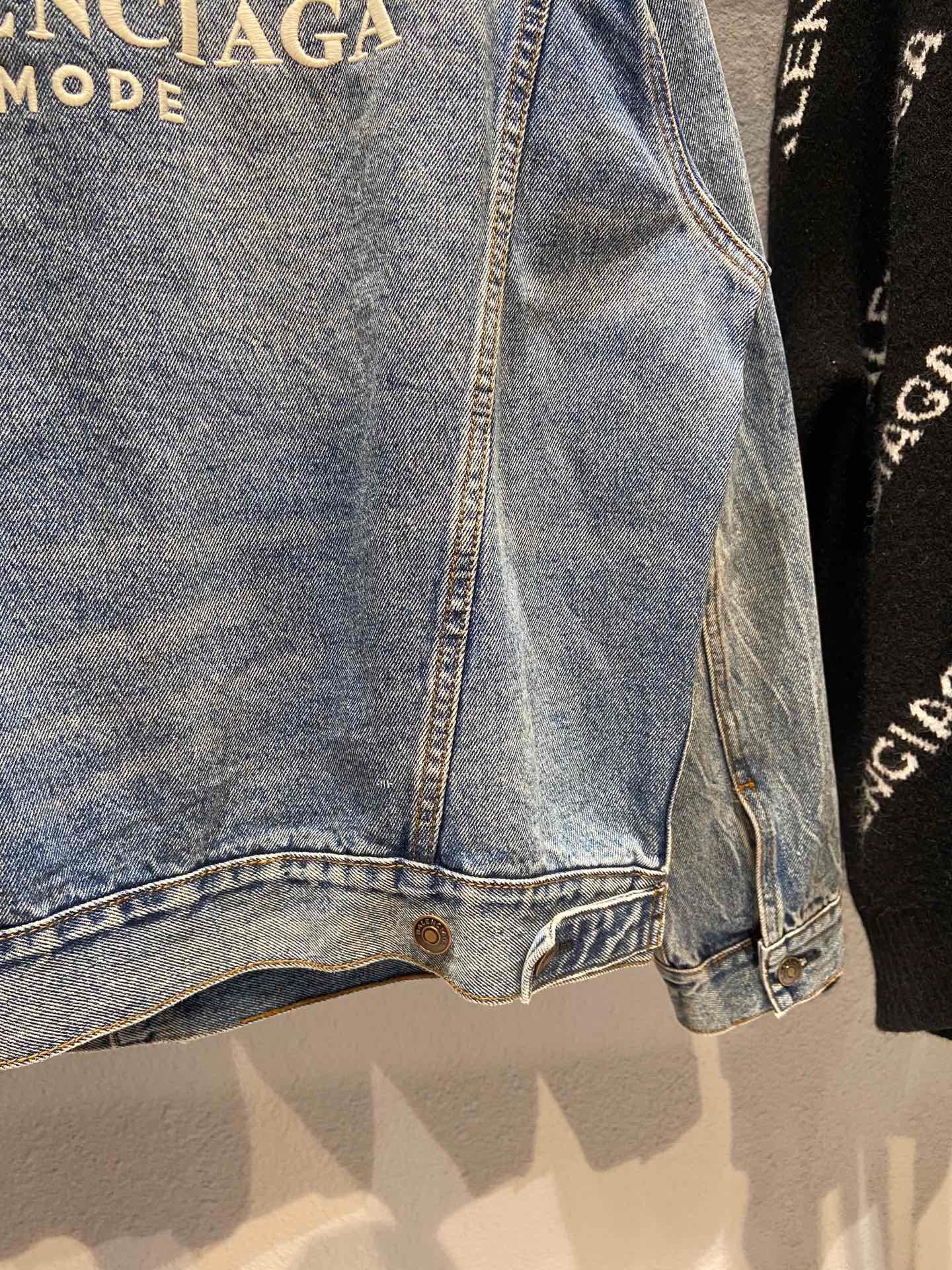 Ba1en*iaga Jacket
