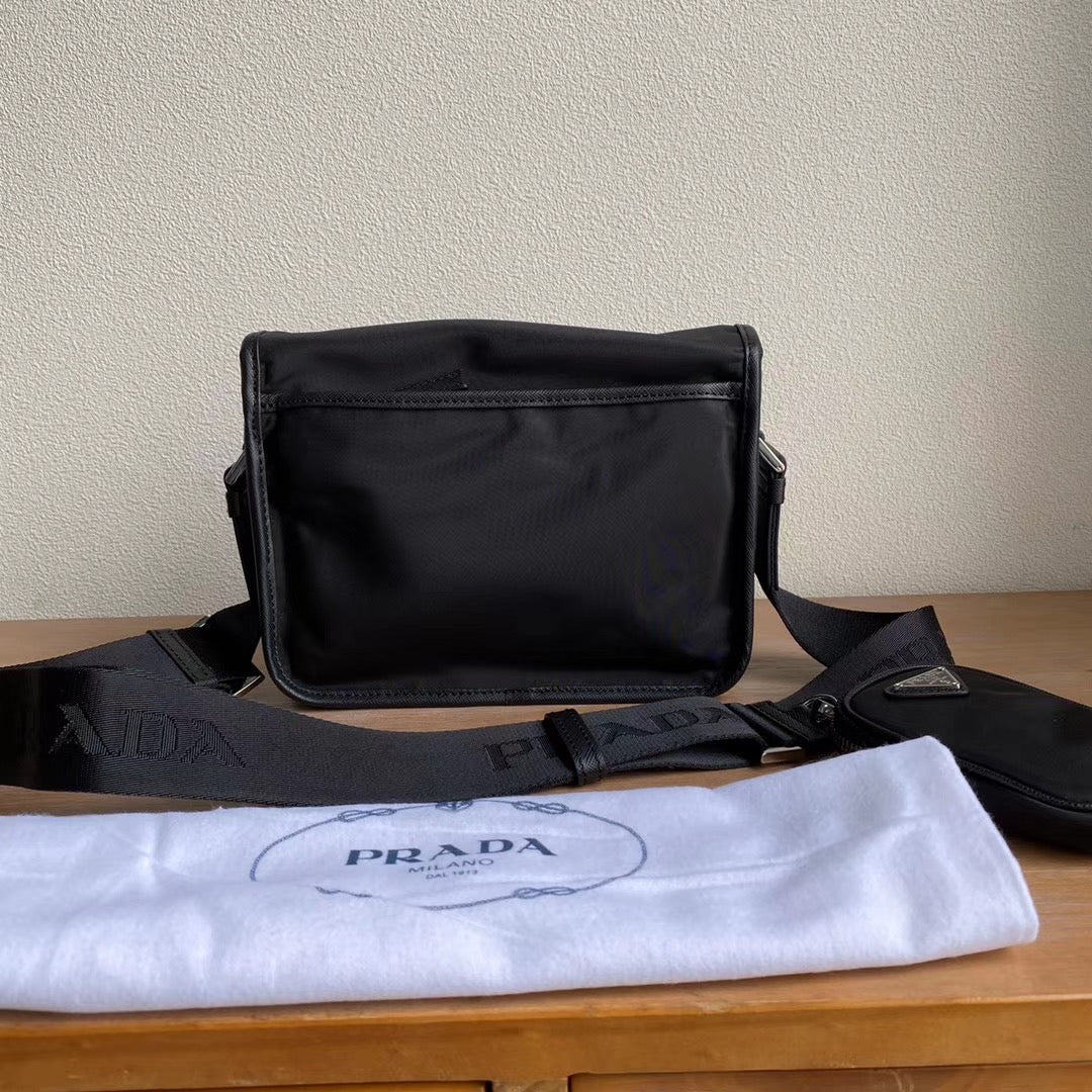 Pra*a Bag Dupe