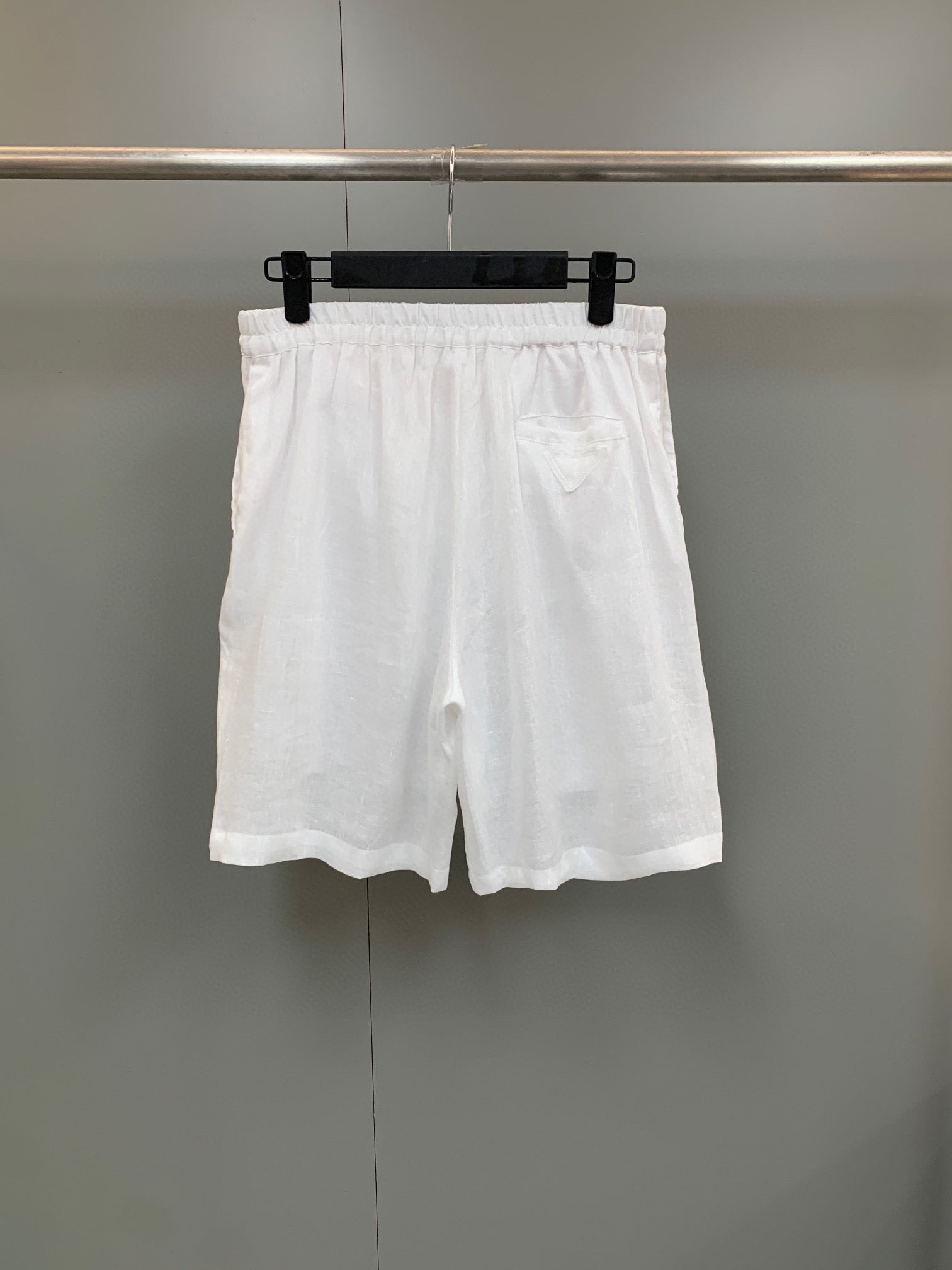 Pra*a Shorts