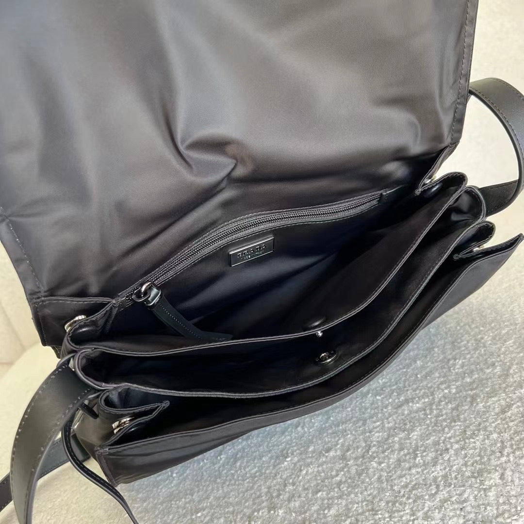Pra*a Bag Dupe