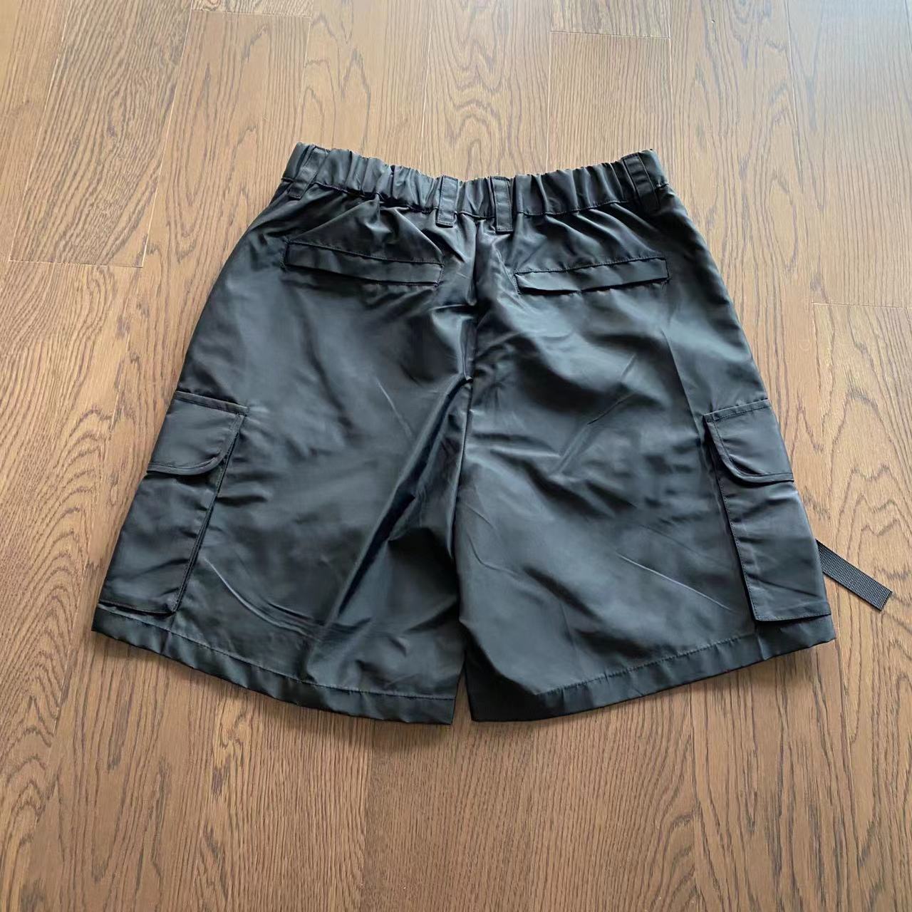 Pra*a Shorts