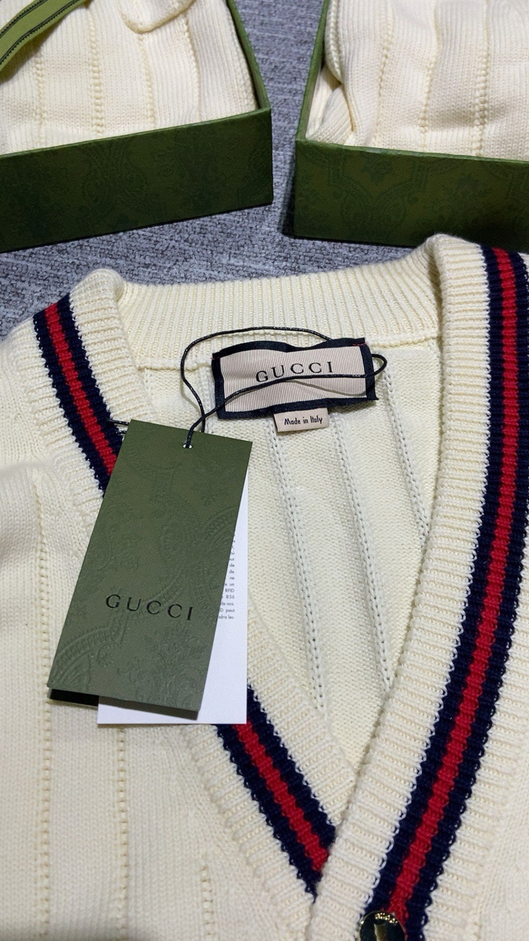 Gvc*1 Cardigan