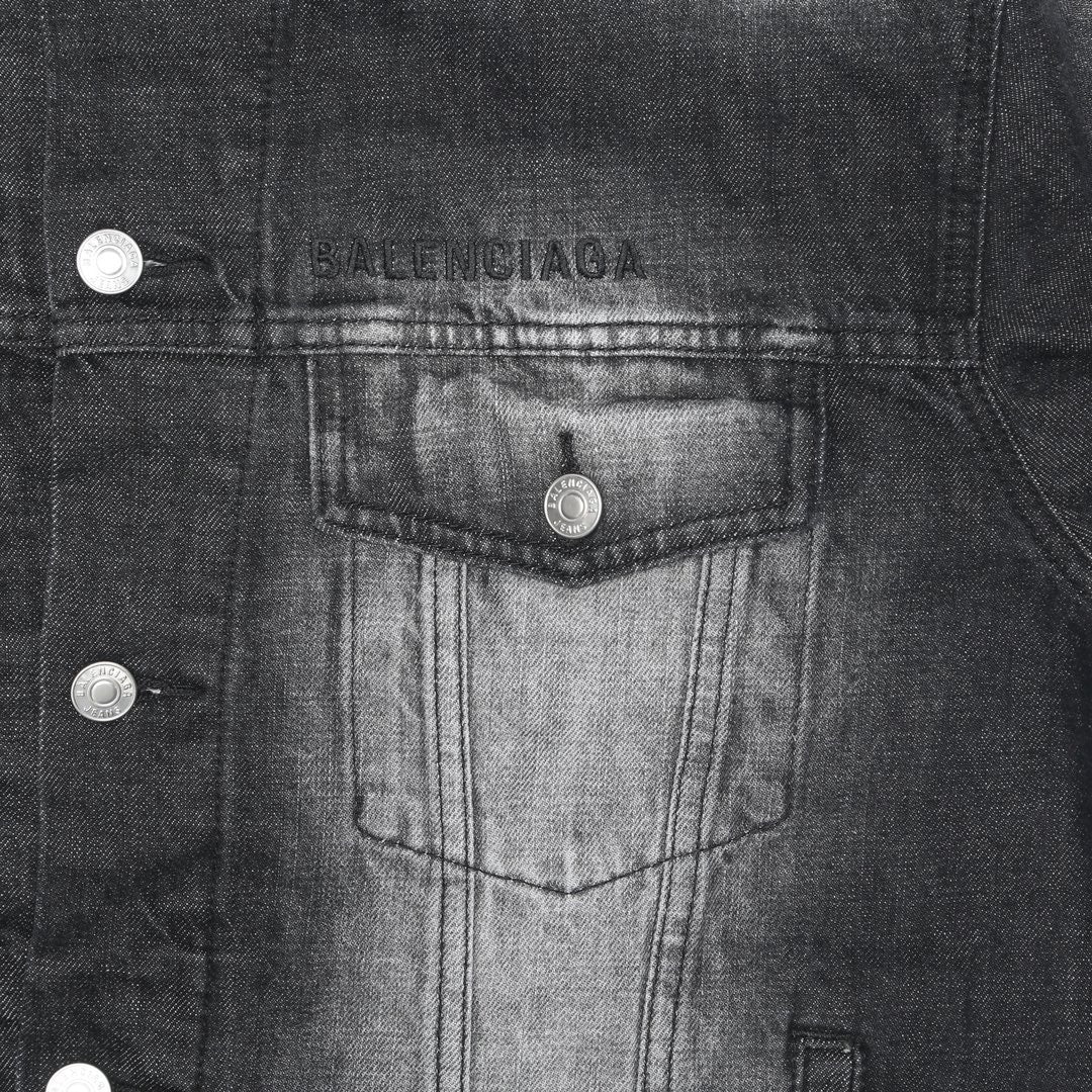Ba1en*iaga Jacket