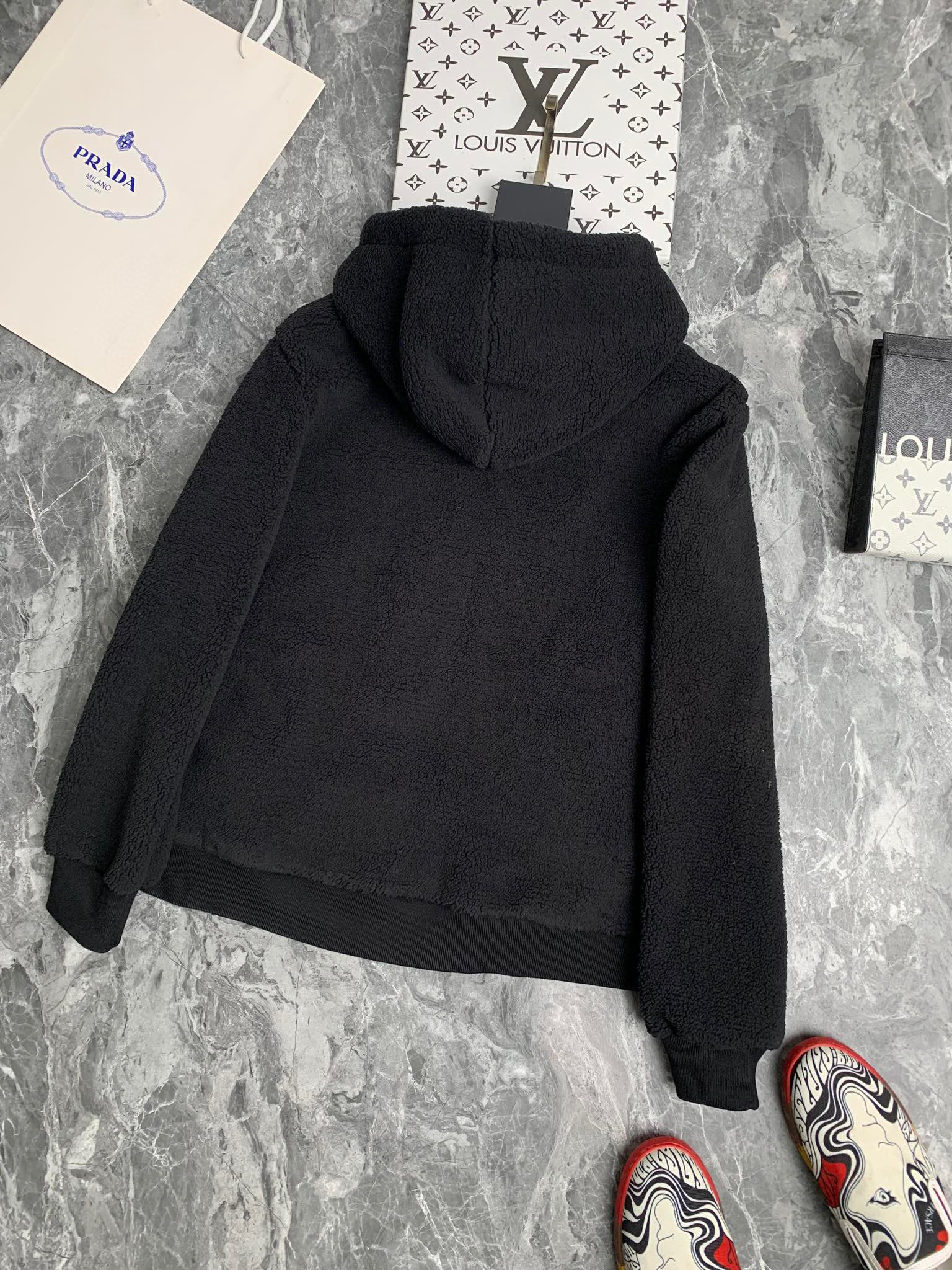 Pra*a Jacket