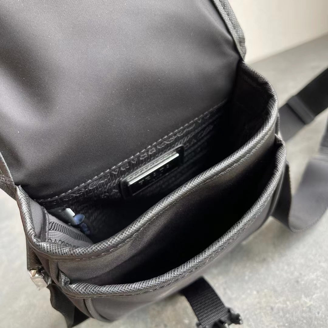 Pra*a Bag Dupe