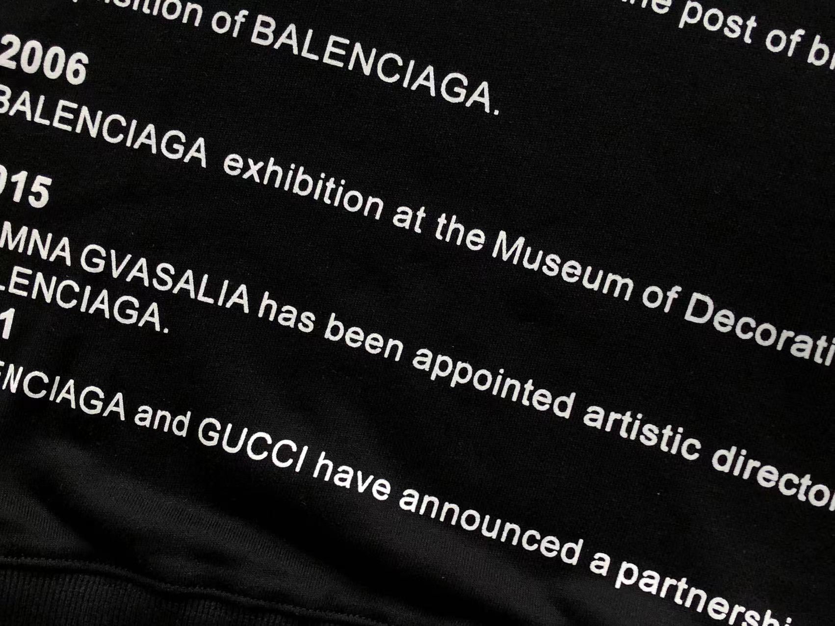 Gvc*1 x Ba1en*iaga Sweatshirt