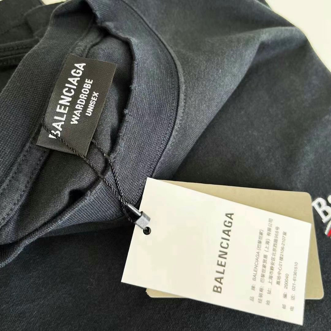 Ba1en*iaga T-shirt