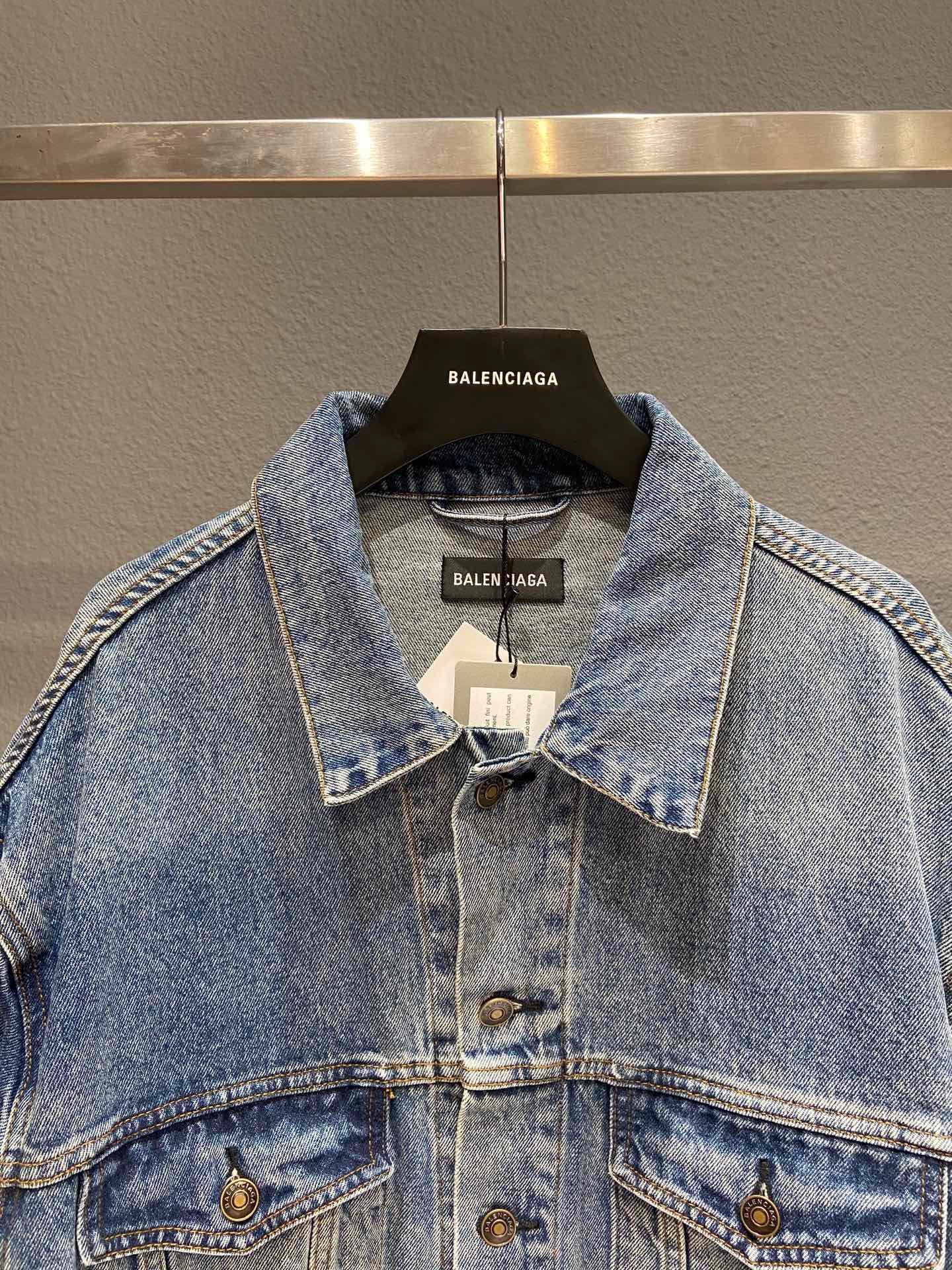 Ba1en*iaga Jacket