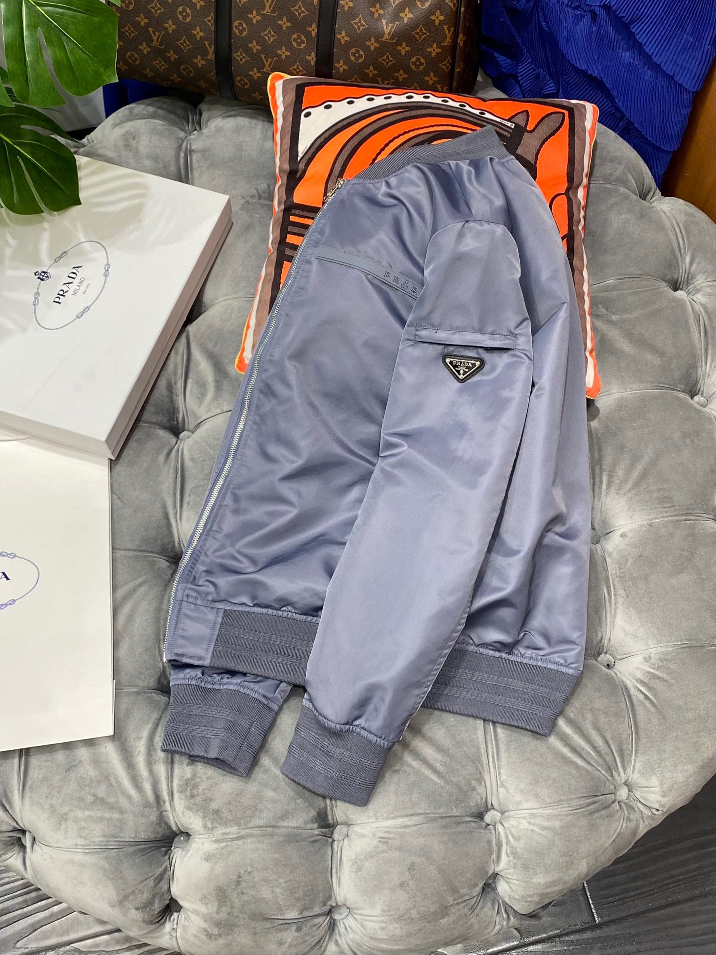 Pra*a Jacket