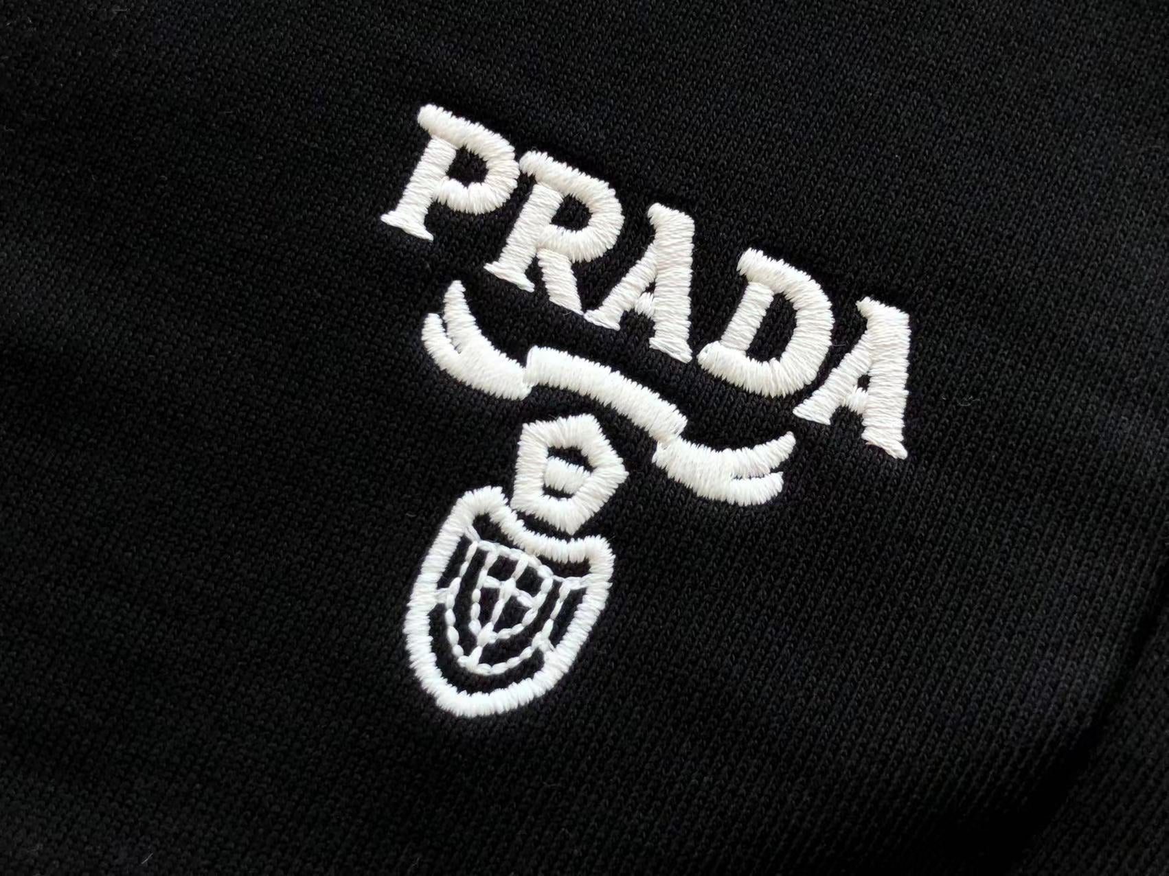 Pra*a Sweatpants