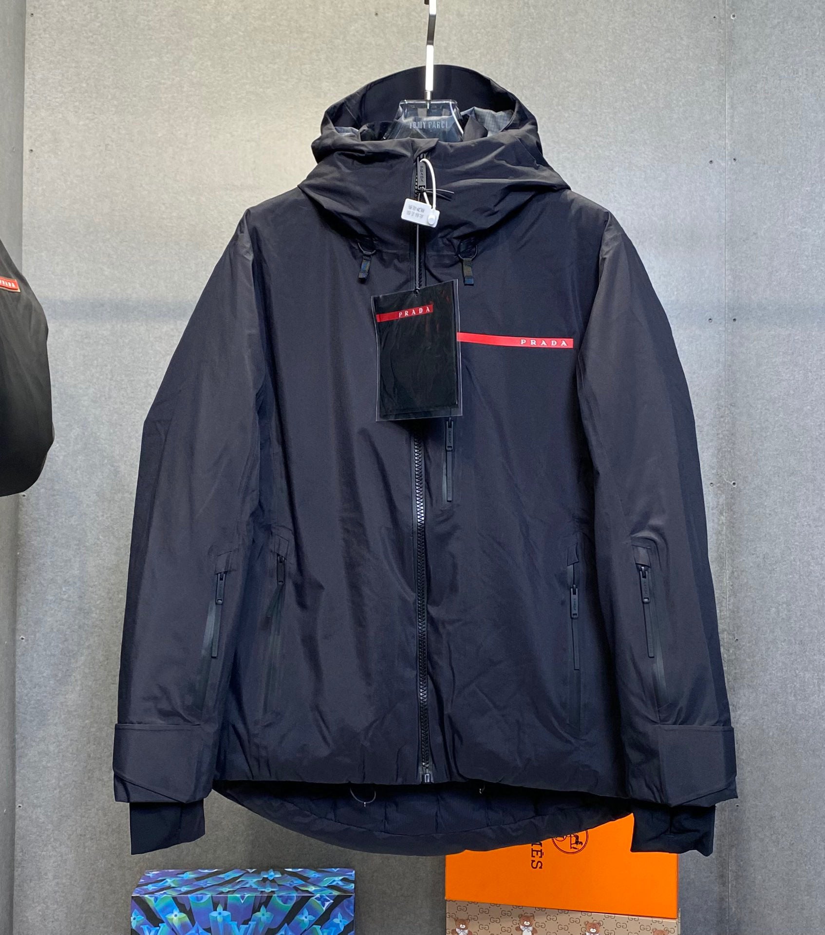 Pra*a Jacket
