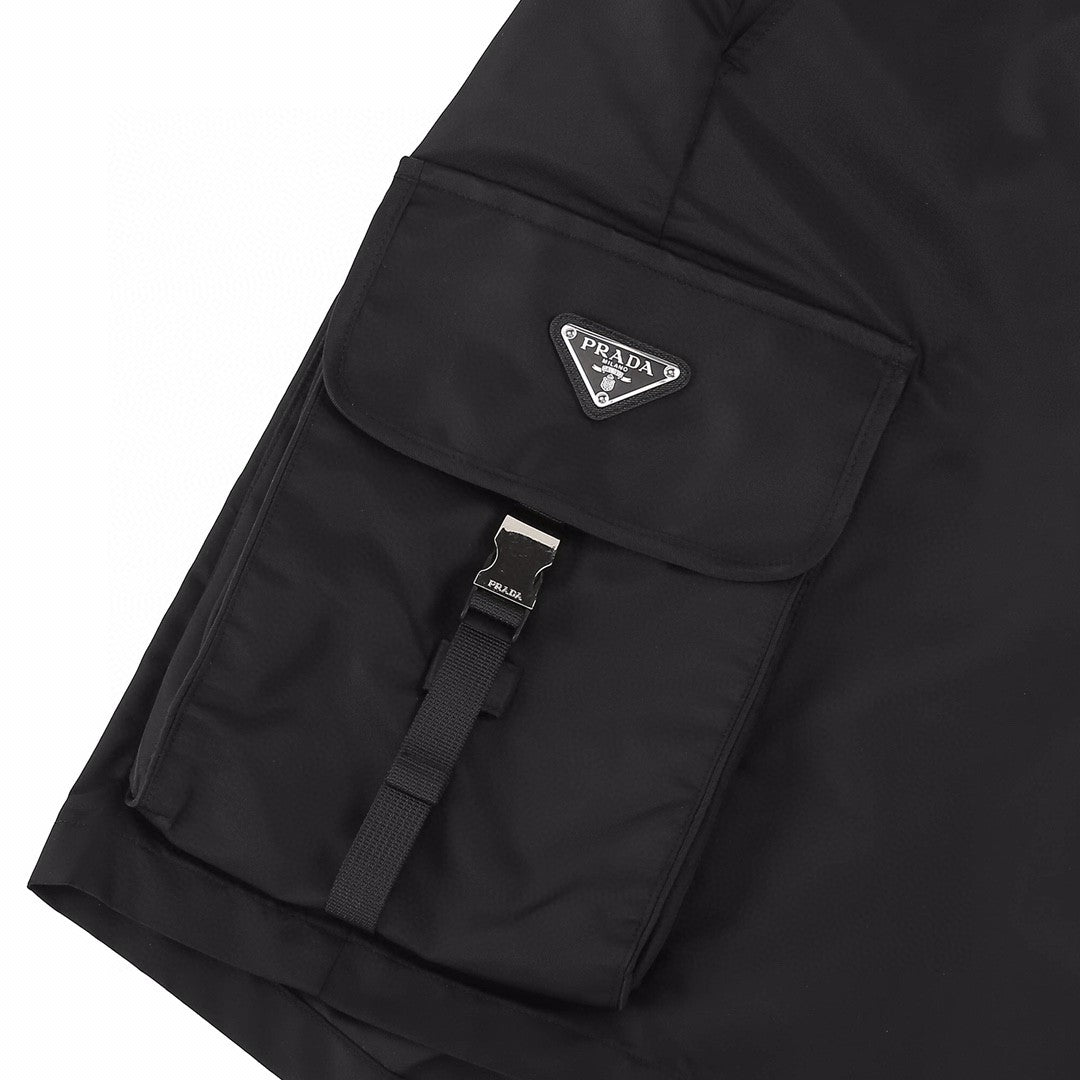 Pra*a Shorts