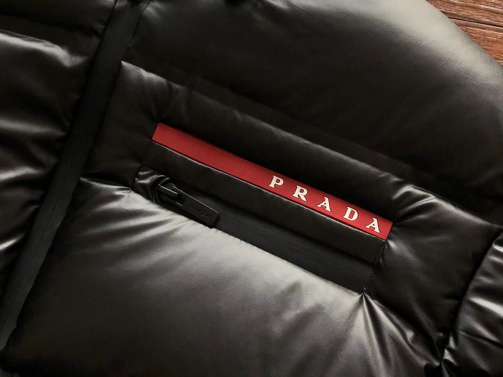 Pra*a Jacket