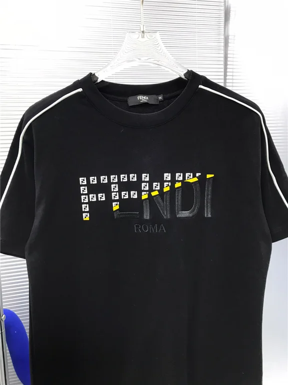 2022ss F**di T Shirt