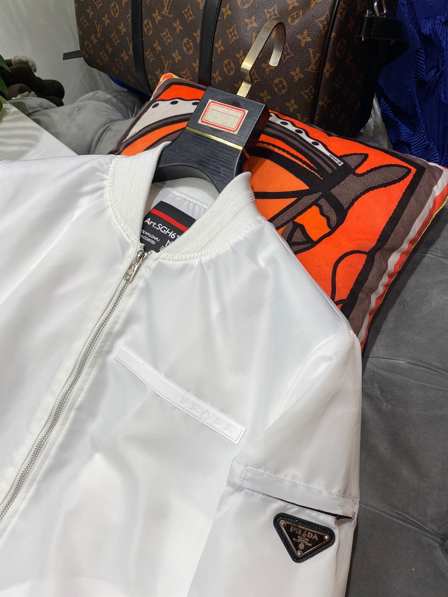 Pra*a Jacket
