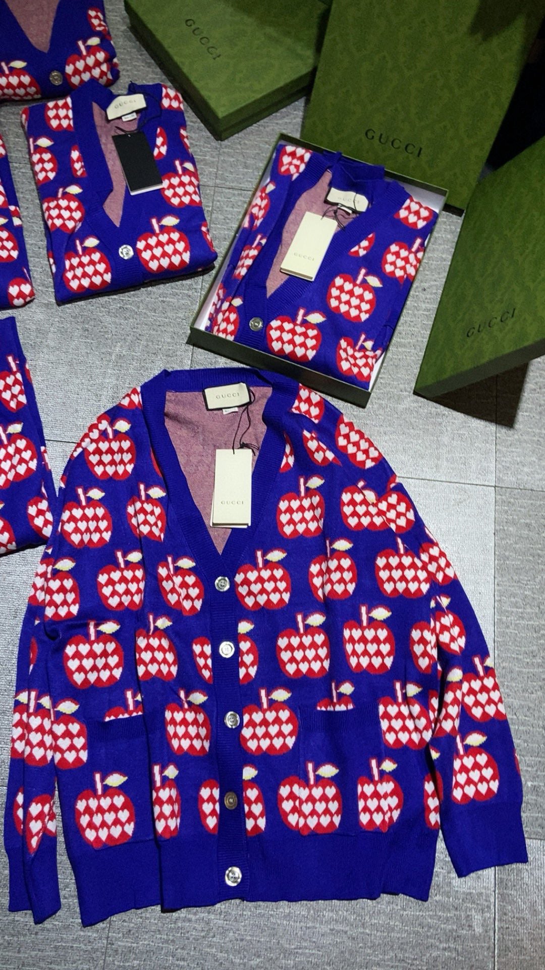 Gvc*1 Cardigan